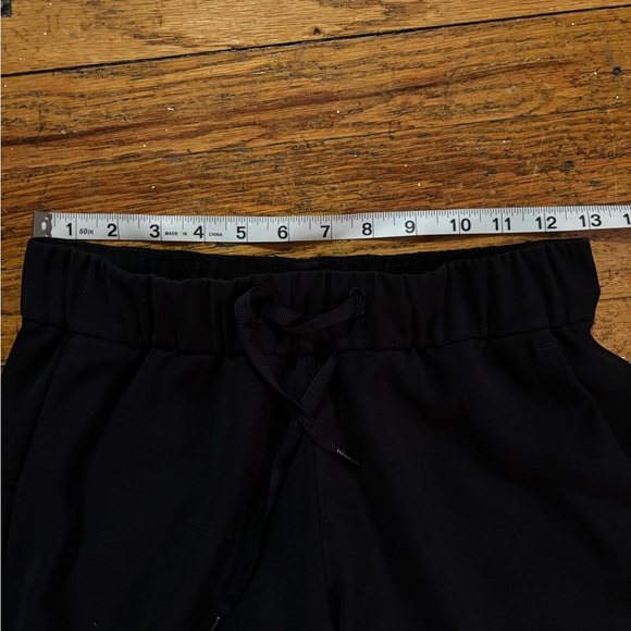 Lululemon Wide-Leg Cropped Pant - Picture 2 of 4